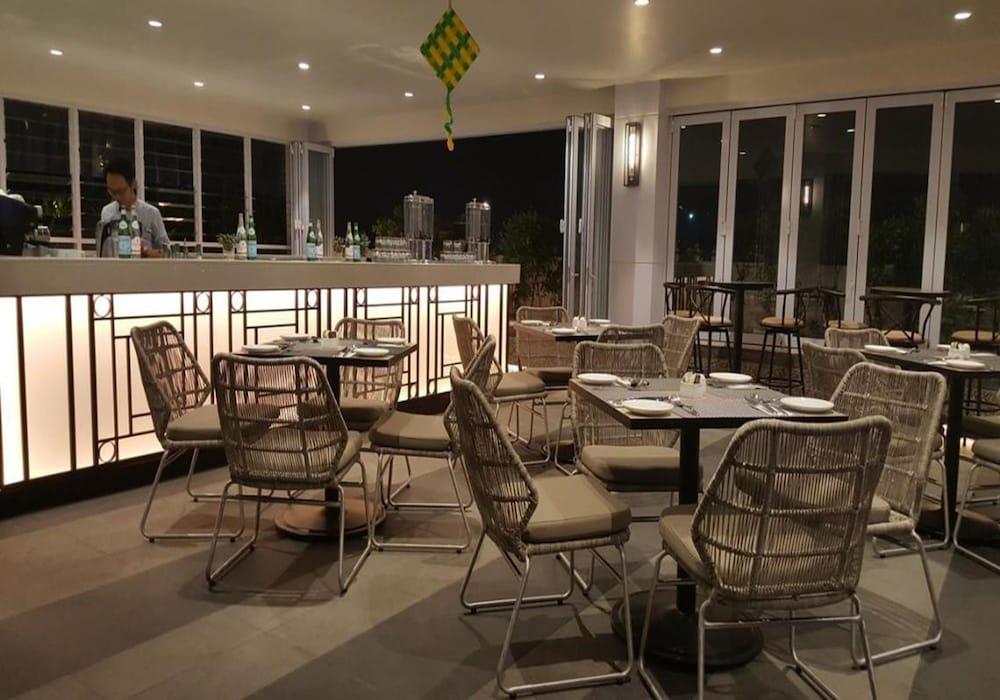 Shama Suasana Johor Bahru Formerly Known As Suasana All Suites Hotels Johor Bahru Exterior photo